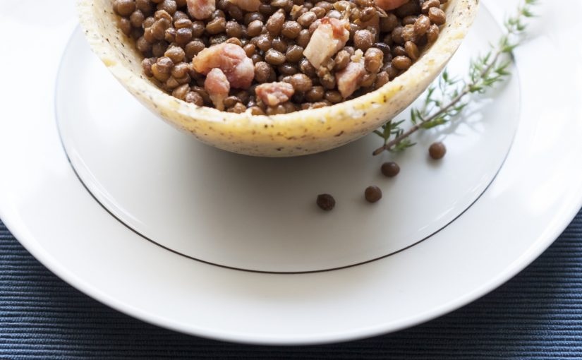 Cestino di lenticchie, polenta e pancetta affumicata